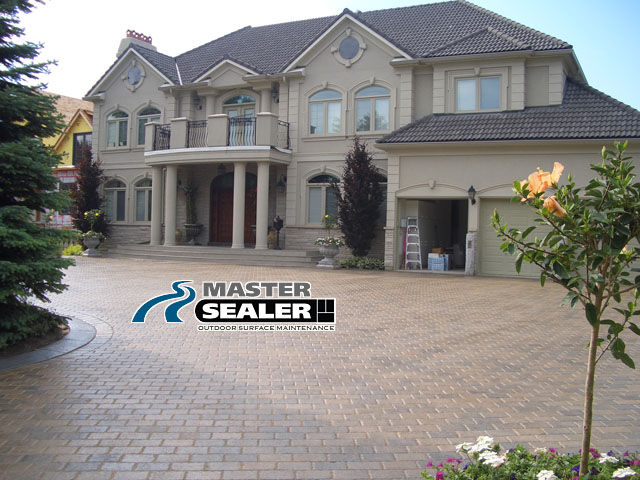 INTERLOCK, CONCRETE & STONE DRIVEWAY Sealing